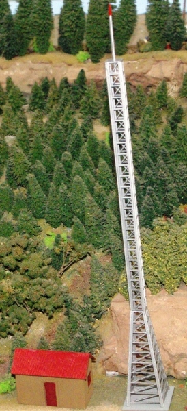 Picture of HO Scale - Shack and Radio Tower