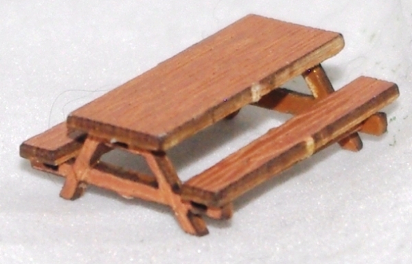 Picture of HO Scale - Picnic Table and Benches 1 - Kit
