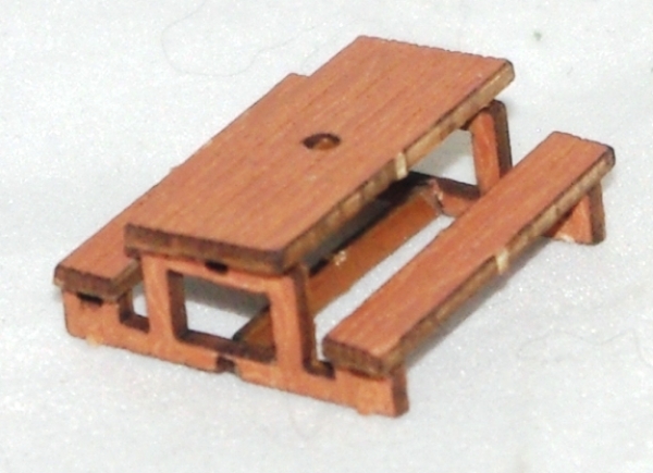 Picture of HO Scale - Picnic Table and Benches 2 - Kit