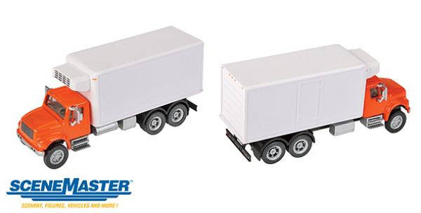 Picture of 1:87 Scale - International 4900 Dual - Axle Refrigerated Van - Orange Cab / White Box