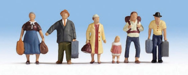 Picture of HO Scale - Passengers Ready To Board